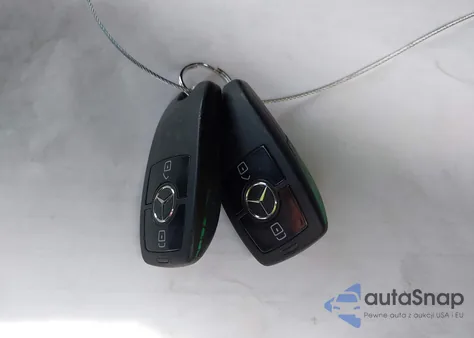 2019 Mercedes-Benz Sprinter 2500 High Roof V6 из США, поврежденный, VIN WD4PF1CD5KT012623